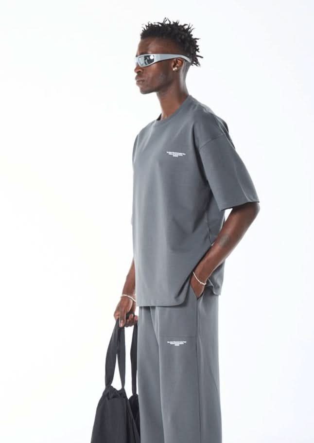 تي شيرت أساسي كبير الحجم