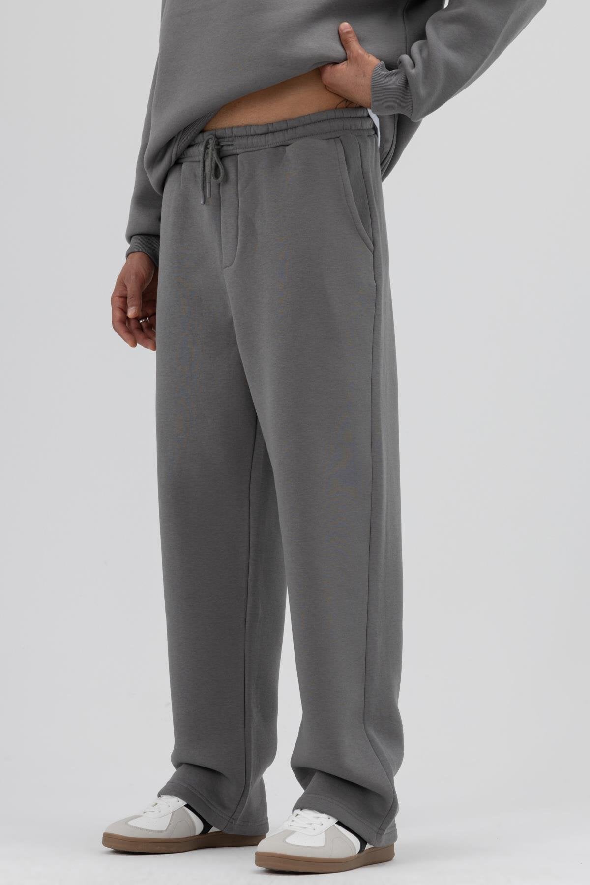 Basic Baggy Sweatpants
