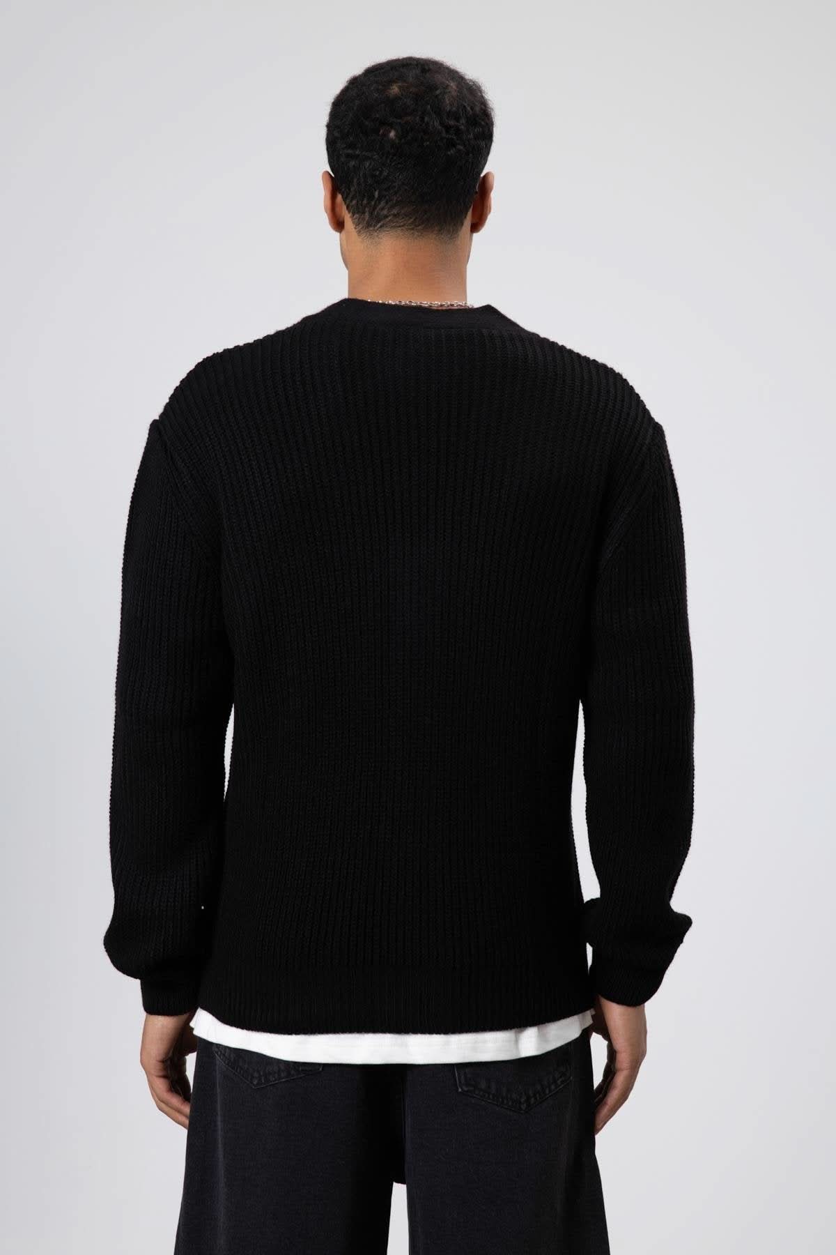 V-Neck Buttoned Knitted Cardigan