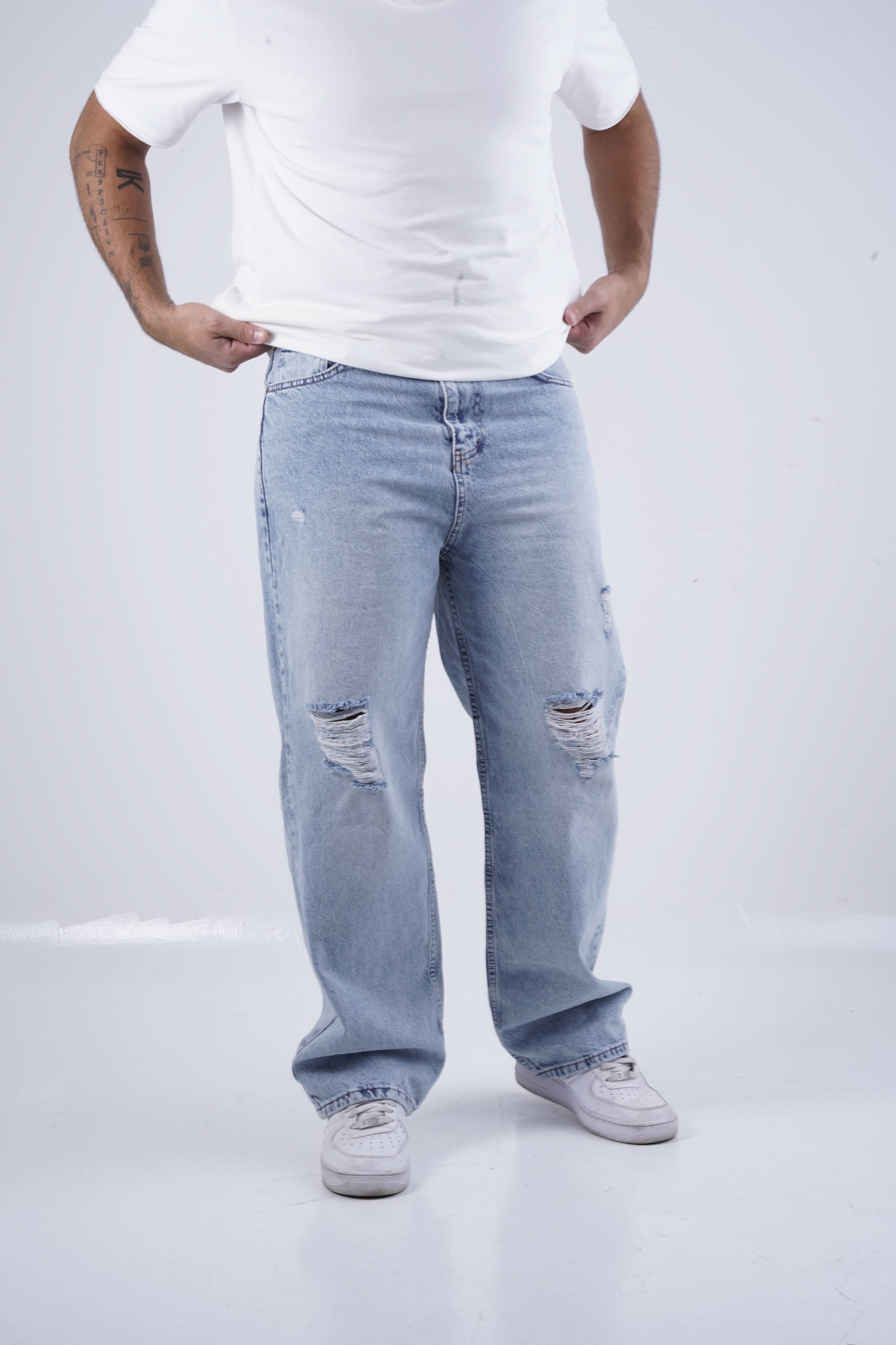 Ripped Baggy Jeans