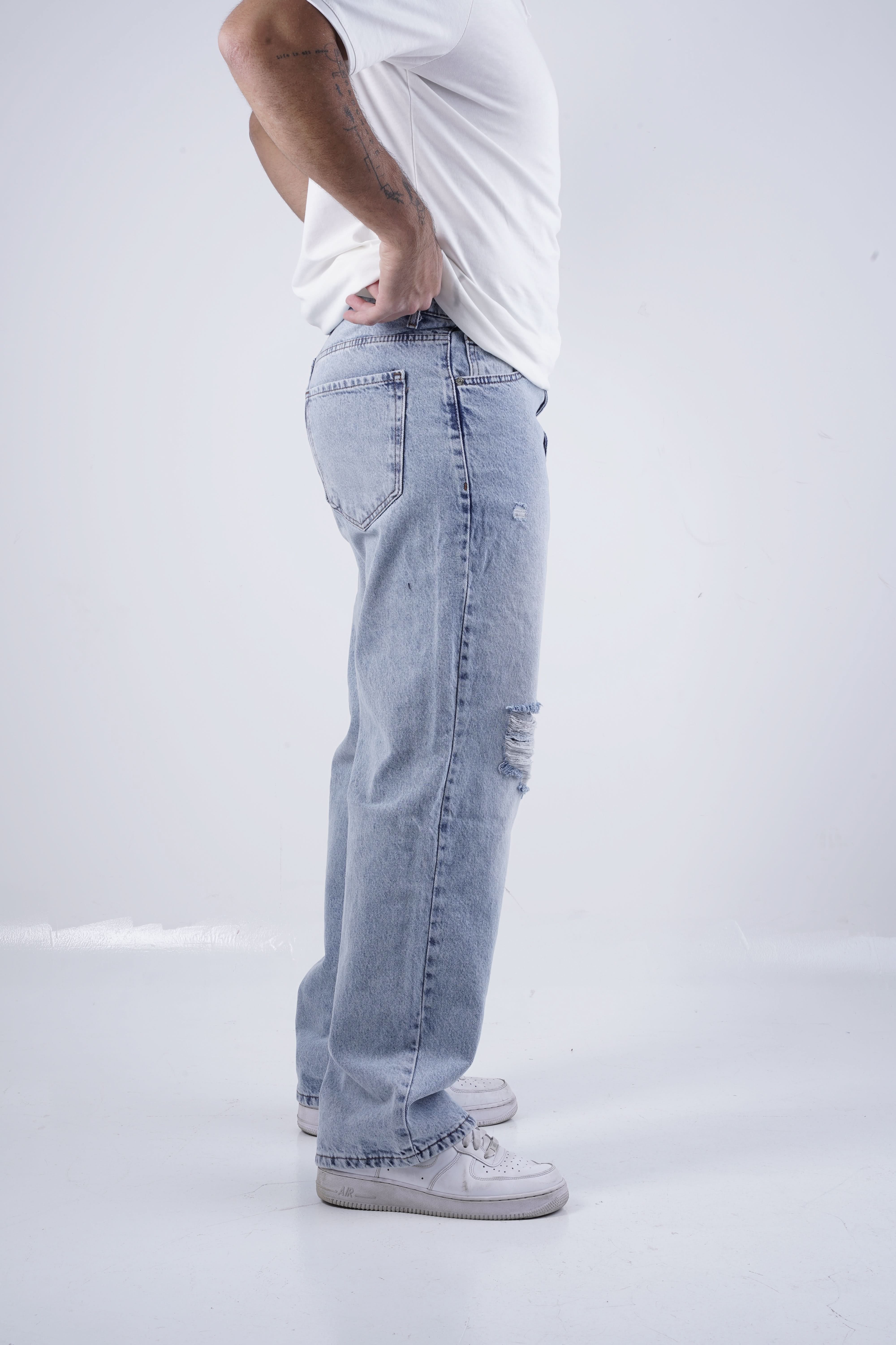 Ripped Baggy Jeans