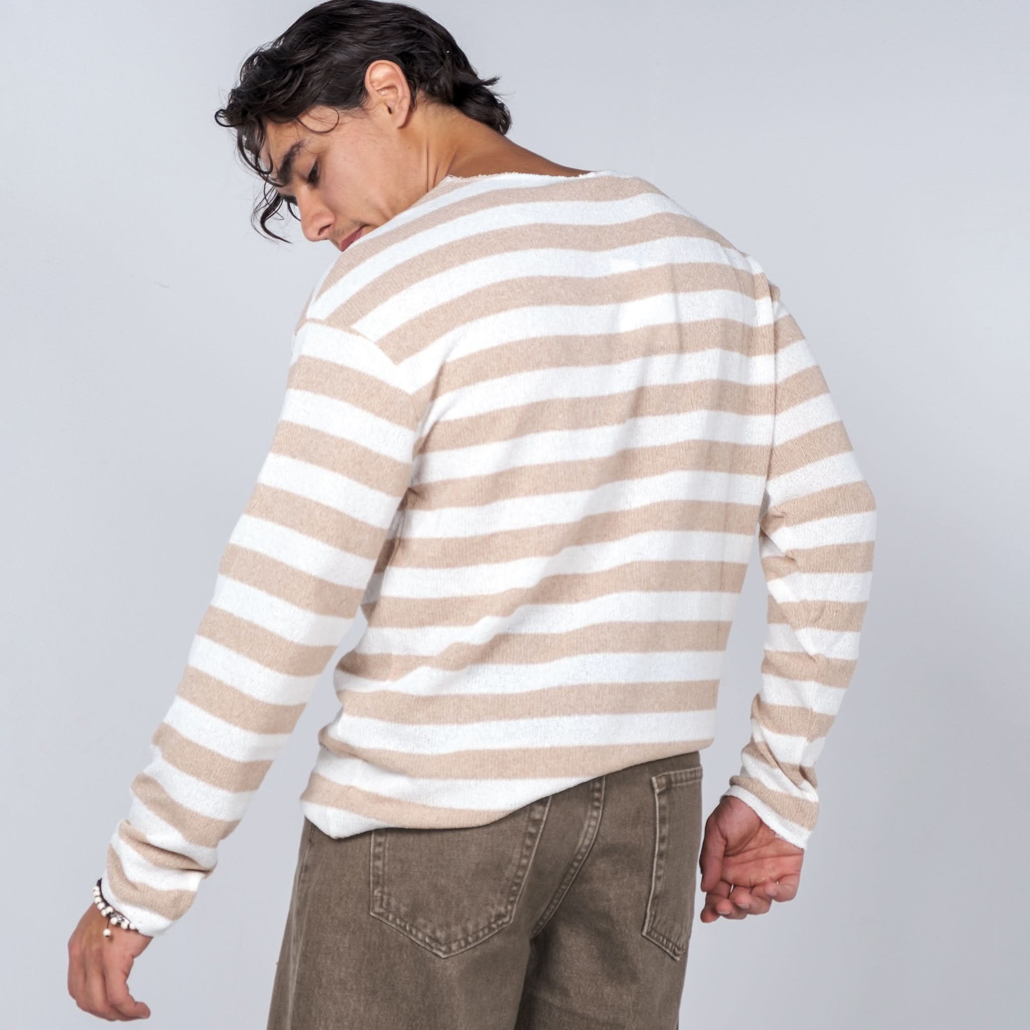 Light Breeze Striped Knitwear