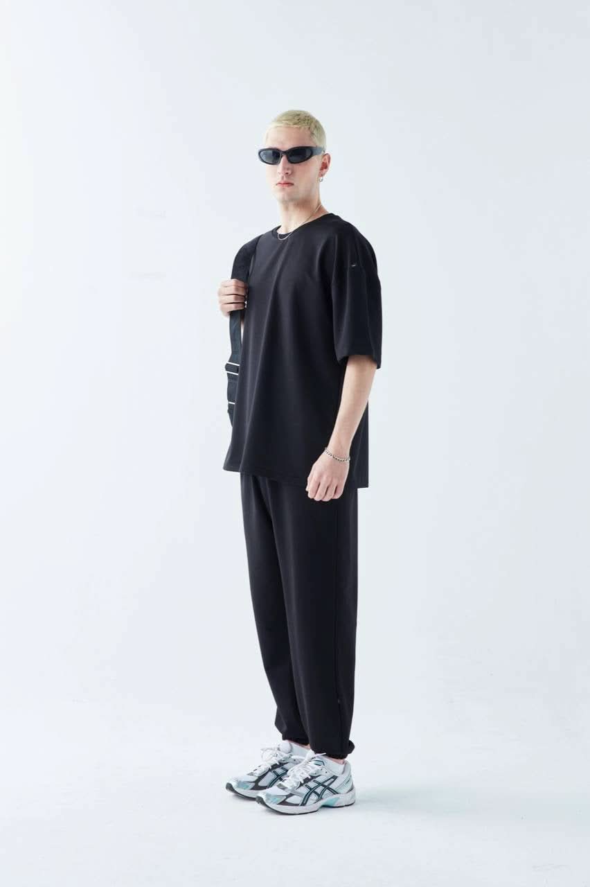 Elastic Black Jogger