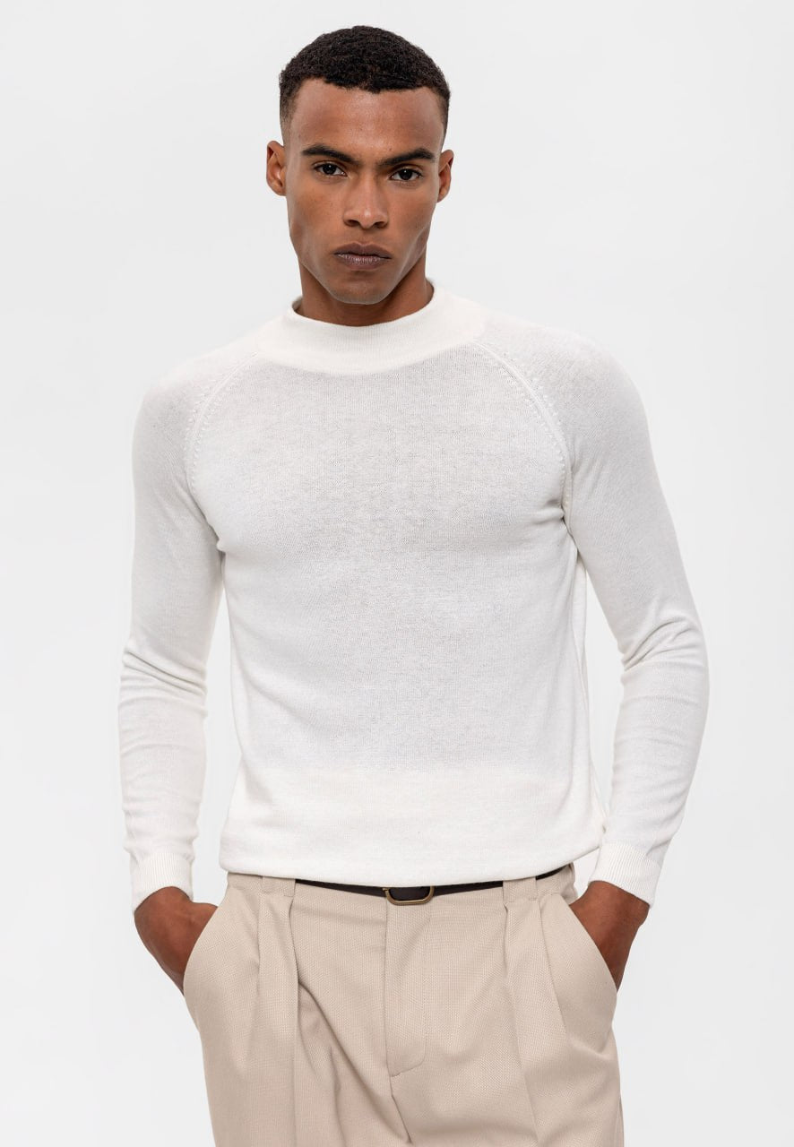 Half Turtleneck Slim Fit Knitwear in White