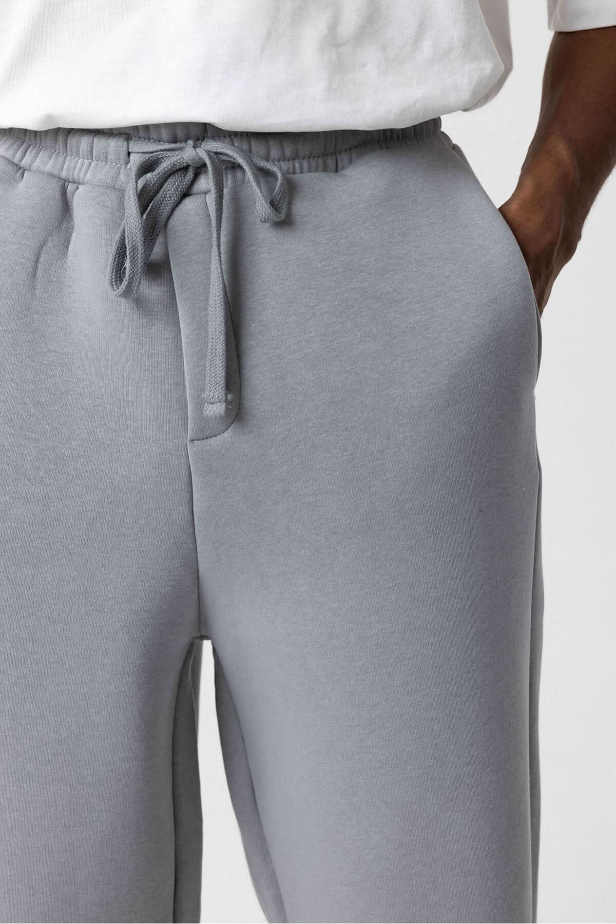 Basic Baggy Sweatpants