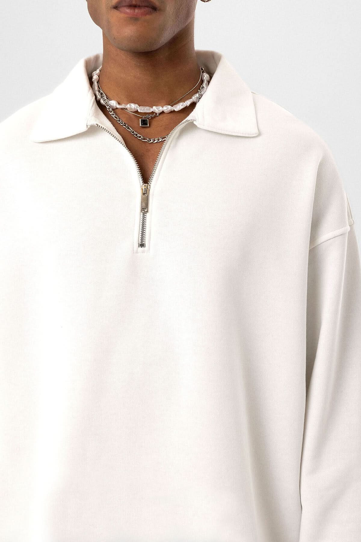 Collar Zipped Sweater - White