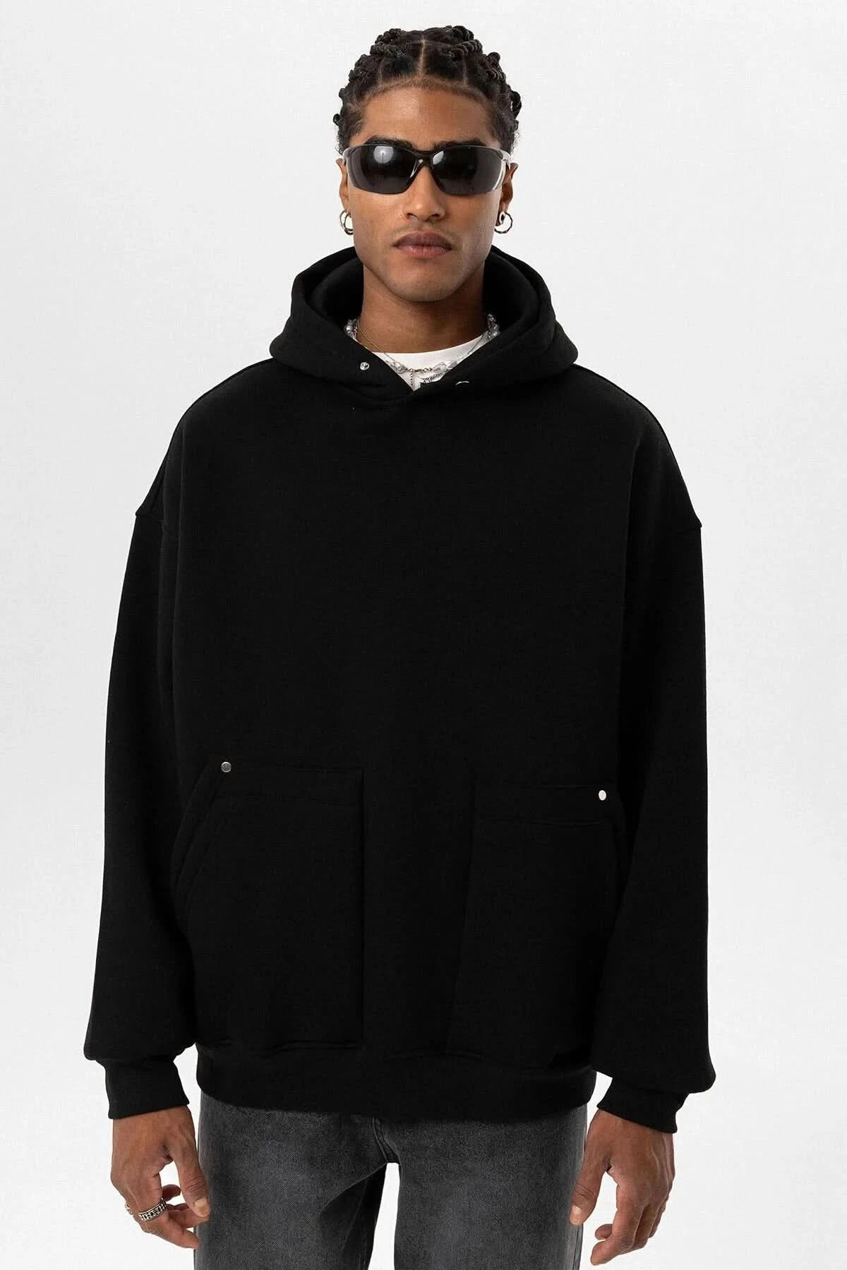 Pocket Detailed Hoodie - Black