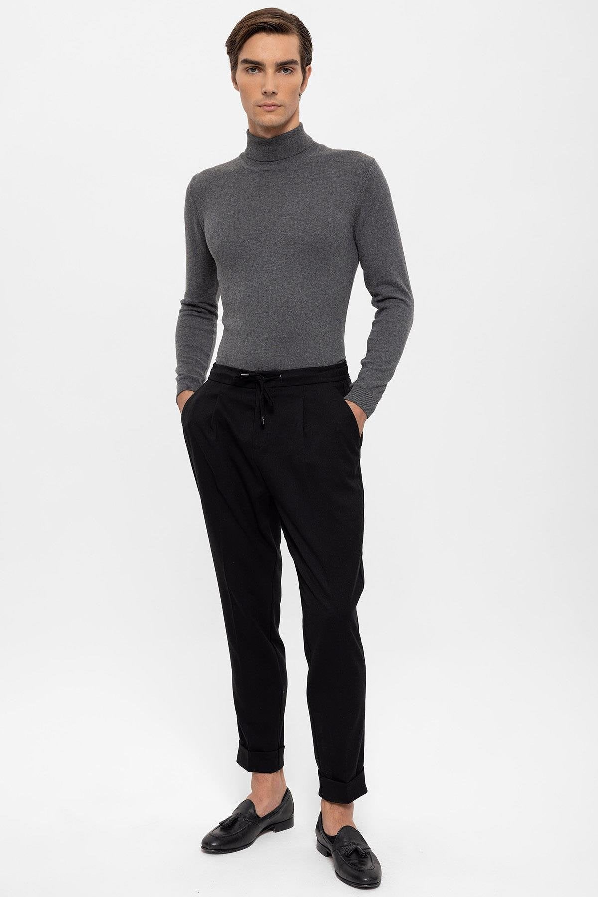 Black Elastic Waist Pleated Trousers