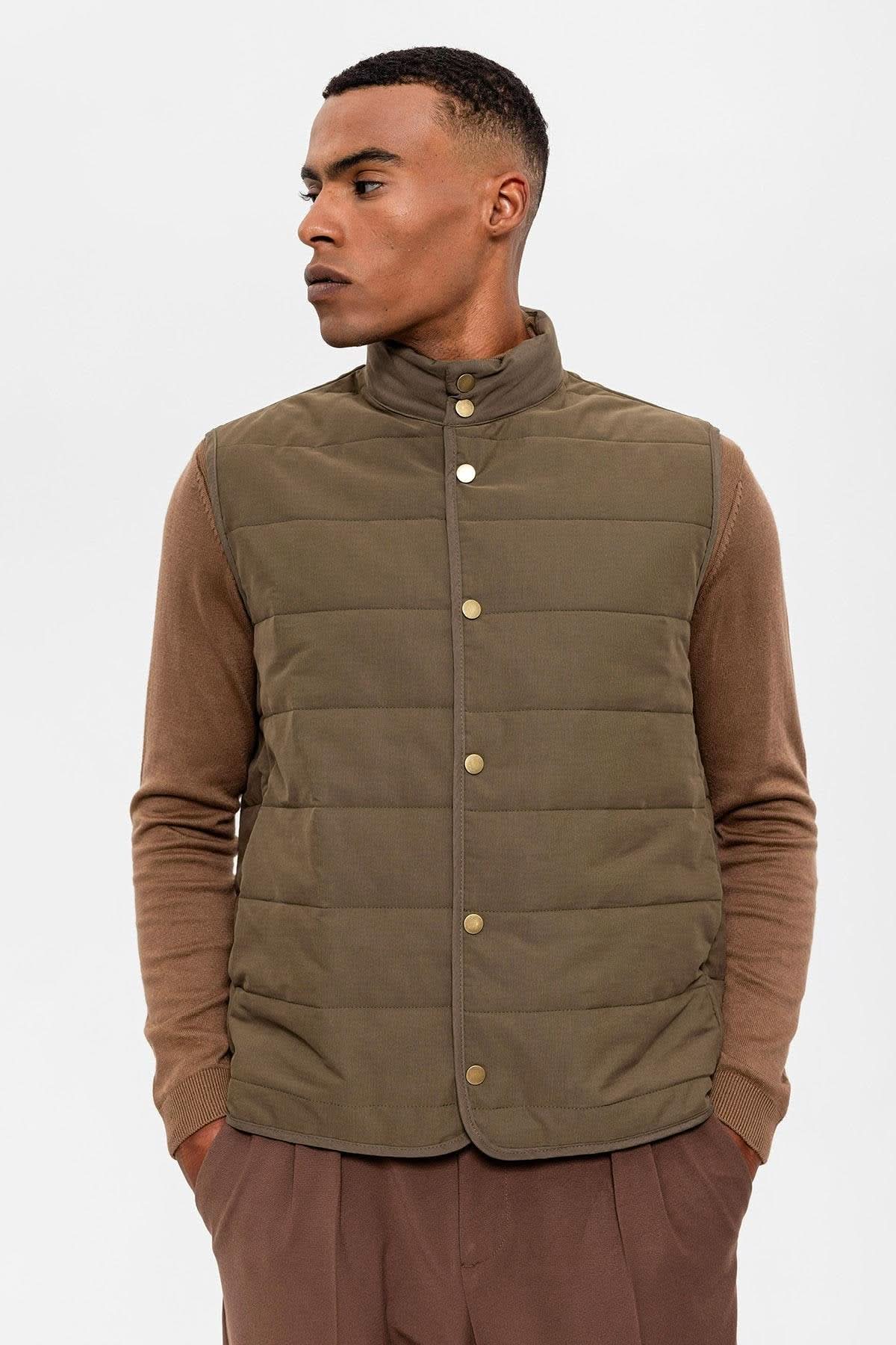 Stand-up Collar Vest in Khaki