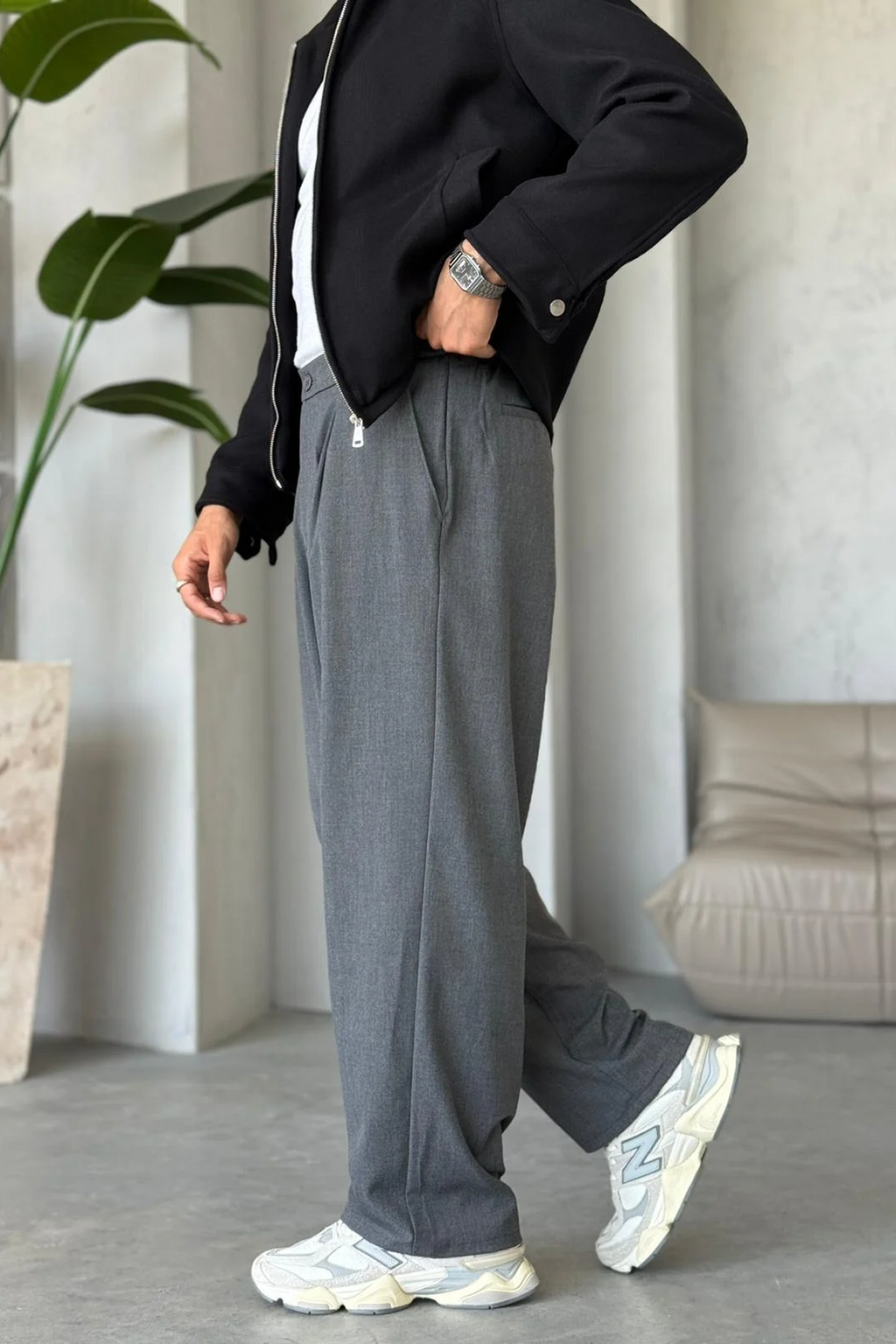 Too Essential Trousers