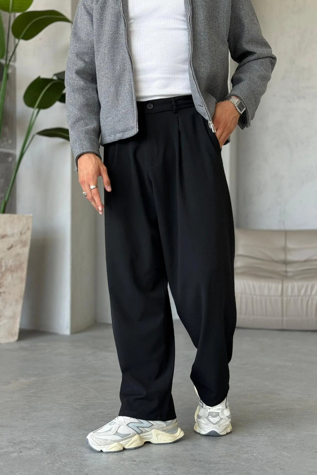 Too Essential Trousers