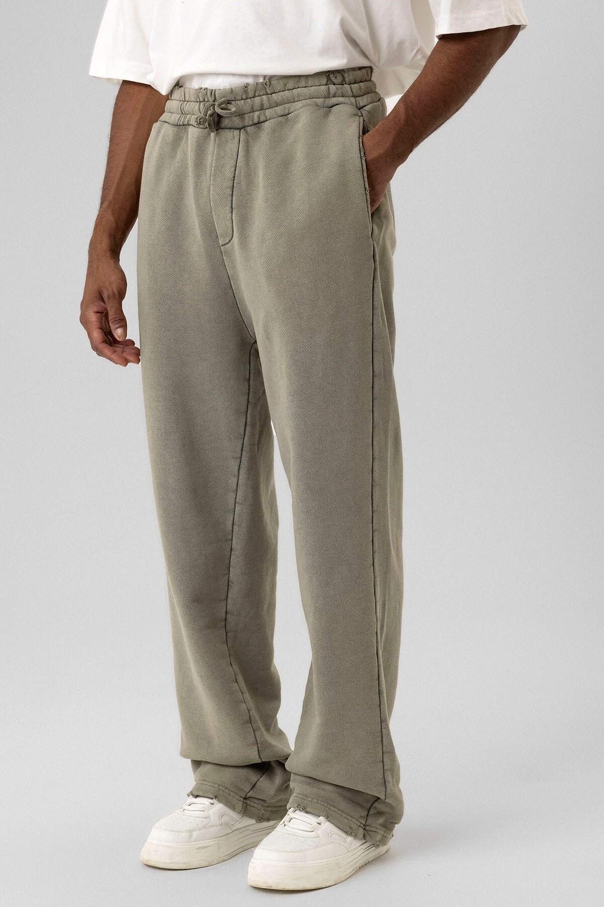 Washed Baggy Sweat Pants in Mink