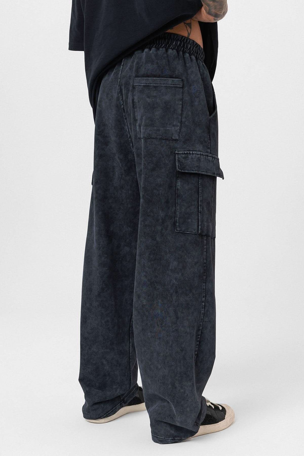 Washed Cargo Baggy Sweatpants